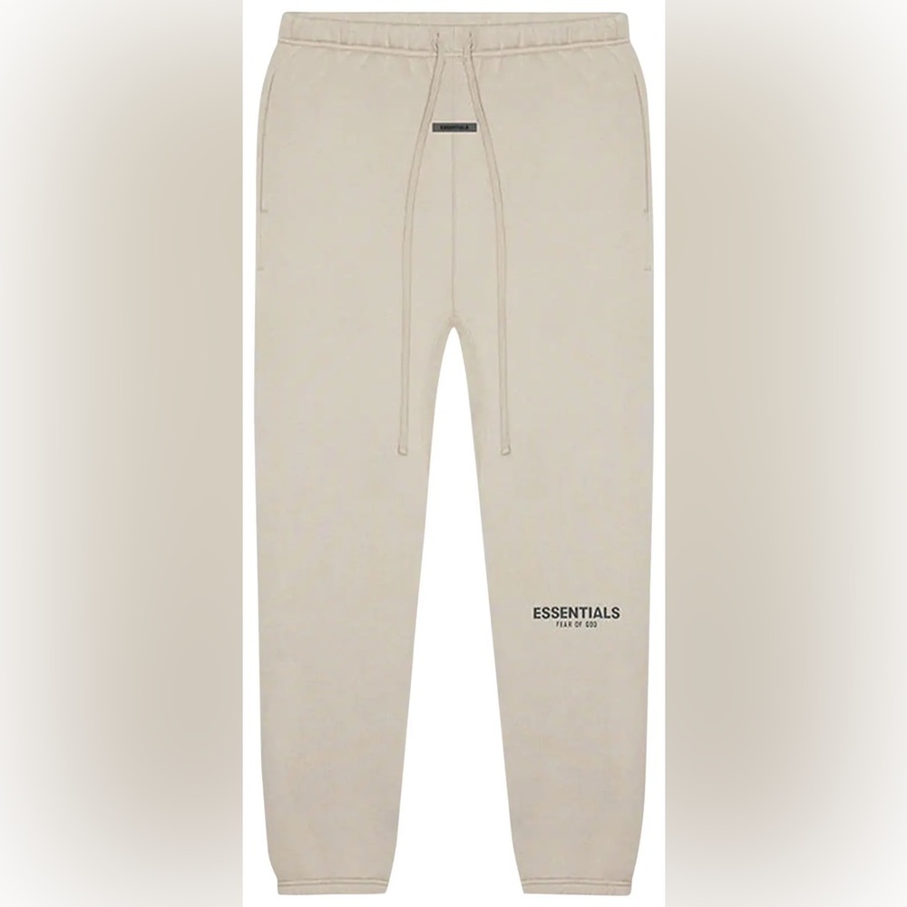 FEAR OF GOD ESSENTIALS Fleece Jogger in Tan